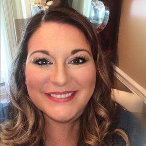 Meet your Posher, Ashlee